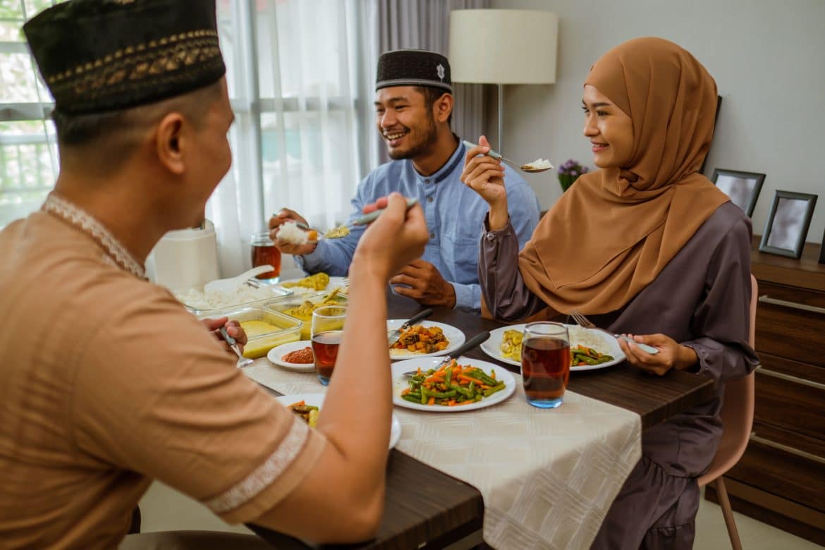 cara berbuka puasa yang benar