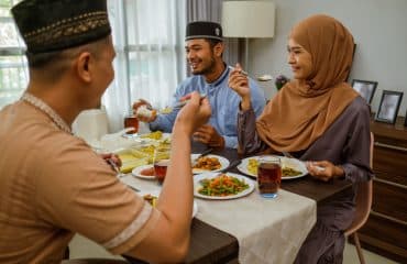 cara berbuka puasa yang benar