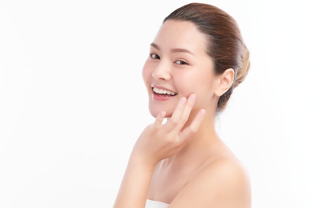 Cara mencerahkan wajah 