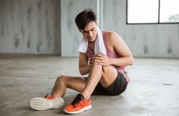 tulang lutut bergeser