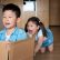 medium-shot-kids-playing-together (1) perbedaan anak aktif dan hiperaktif