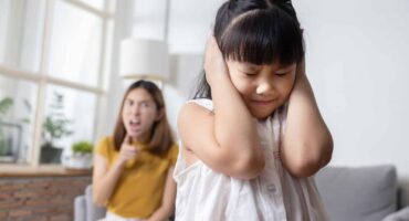 Bahaya membentak anak Bahaya membentak anak